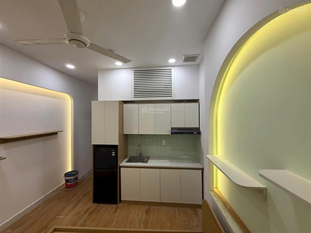 Chính chủ bán chdv 95 lê văn duyệt sát quận 1, 11 pn cho thuê 80 triệu, 1 hầm 6 tầng 17.9 tỷ