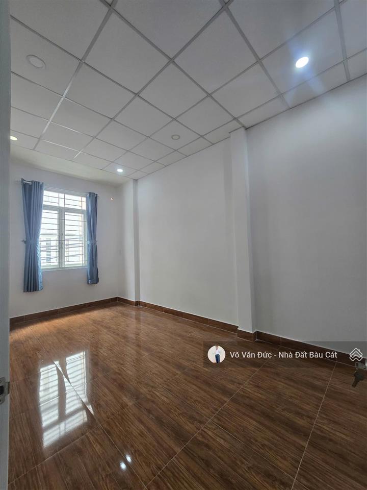 Siêu phẩm hiếm  hxh nguyễn sơntân phú.dt 4.5x14dtcn 63m2 1 lầu2pn2wc nhà mới nhỉnh 6 tỷ