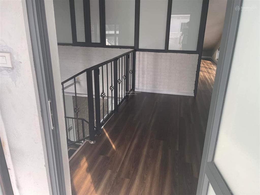 Cho thuê biệt thự dương nội, diện tích 200m2, mặt đường 27m, hoàn thiện đẹp.  0329 030 ***.