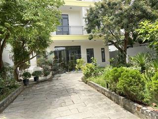 Bán biệt thự sân vườn 3 tầng  khu hòa xuân, đà nẵng  diện tích 300m2  giá chỉ 1x tỷ