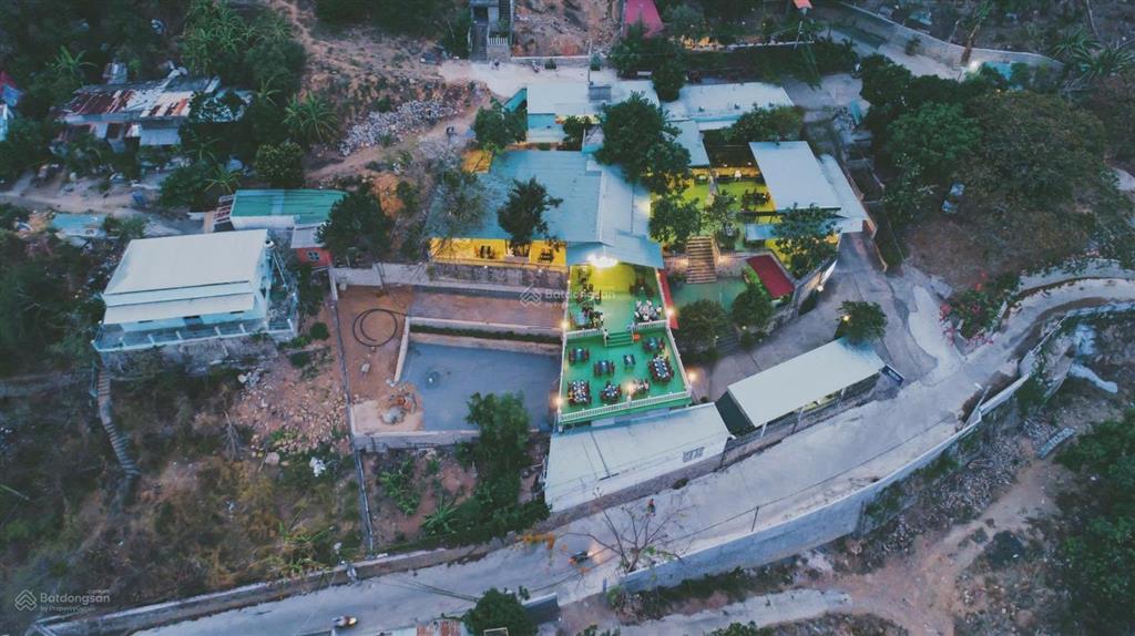 (phát mại) tổ hợp nhà hàng  cafe view triệu đô 2.000m2 ngay đèo