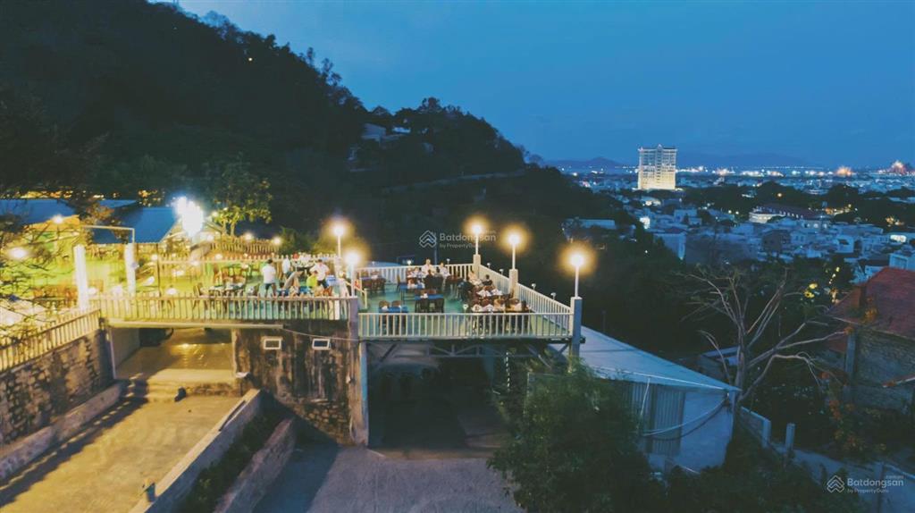 (phát mại) tổ hợp nhà hàng  cafe view triệu đô 2.000m2 ngay đèo