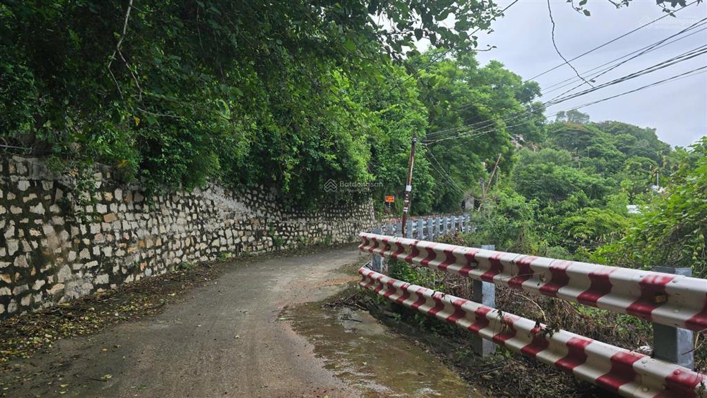 (phát mại) tổ hợp nhà hàng  cafe view triệu đô 2.000m2 ngay đèo