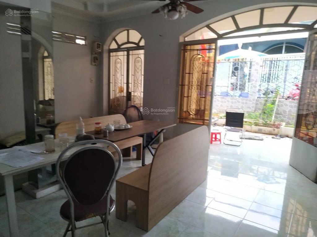 Góc 2mt (8.5x13.5m) đúc 3 tầng đường số 21, quận 2
