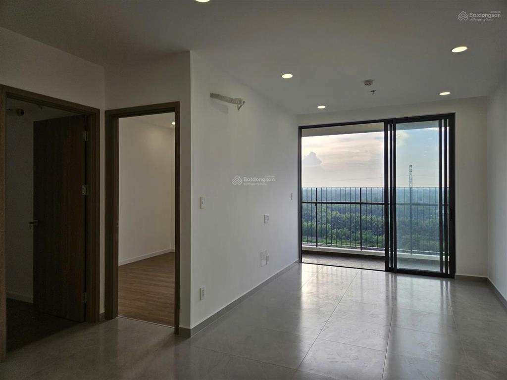 Bán gấp căn hộ mt eastmark 2pn 2wc 73.4m2 giá chỉ 3,850 tỷ đã có sổ hồng