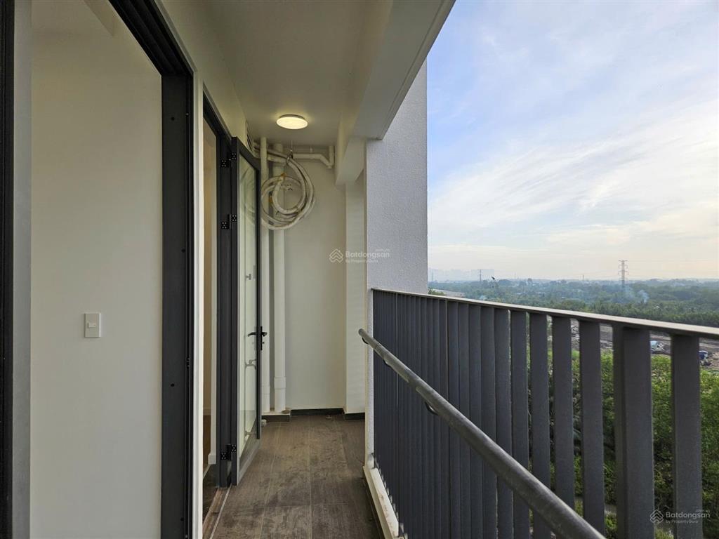 Bán gấp căn hộ mt eastmark 2pn 2wc 73.4m2 giá chỉ 3,850 tỷ đã có sổ hồng