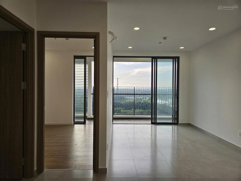 Bán gấp căn hộ mt eastmark 2pn 2wc 73.4m2 giá chỉ 3,850 tỷ đã có sổ hồng