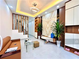 Bán nhà 42m 5t mới phố minh khai 8.1 tỷ. ngõ thông, kd nhỏ, cách ô tô 20m