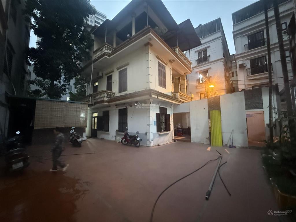 Phố nguyễn văn cừ, p.bồ đề, hà nội, giá66,5 tỷ, dt 300m2, view đẹp!