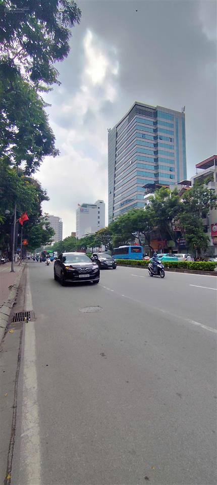 Phố nguyễn văn cừ, p.bồ đề, hà nội, giá66,5 tỷ, dt 300m2, view đẹp!