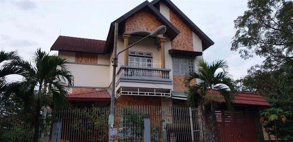 Biệt thự khu nam long 25x15m full thổ 372m2 ngay cầu an lộc góc 3 mặt tiền view sông giá rẻ bèo.