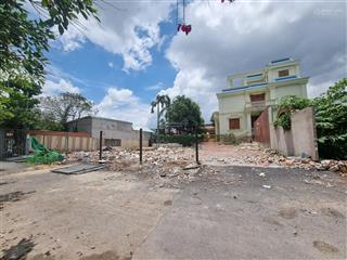 Đất xây biệt thự 18x20m vuông ke, đường nhựa trước nhà 11m, kdc cao cấp ven sông. giá chỉ 7.6 tỷ