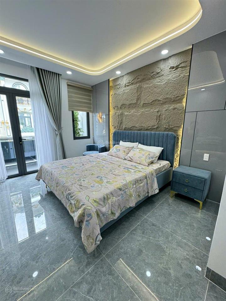 Nhà phố cao cấp 4x28m full thổ cư hoàn công đầy đủ, full nội thất, đường nhựa 12m