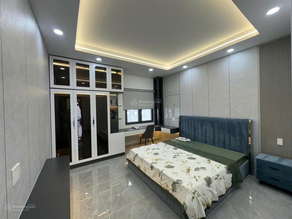 Nhà phố cao cấp 4x28m full thổ cư hoàn công đầy đủ, full nội thất, đường nhựa 12m