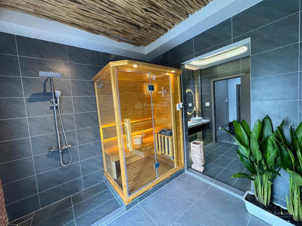 Nhà phố cao cấp 4x28m full thổ cư hoàn công đầy đủ, full nội thất, đường nhựa 12m