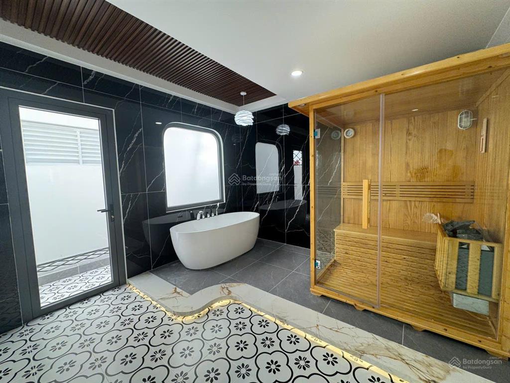 Nhà phố cao cấp 4x28m full thổ cư hoàn công đầy đủ, full nội thất, đường nhựa 12m