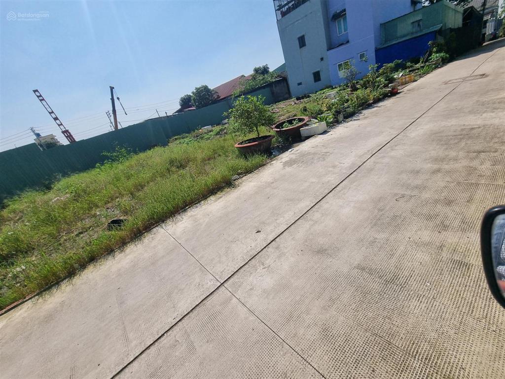 Đất apd10 4x17.5m full thổ, đối diện dh nguyễn tất thành, cách ngã tư vườn lài 800m