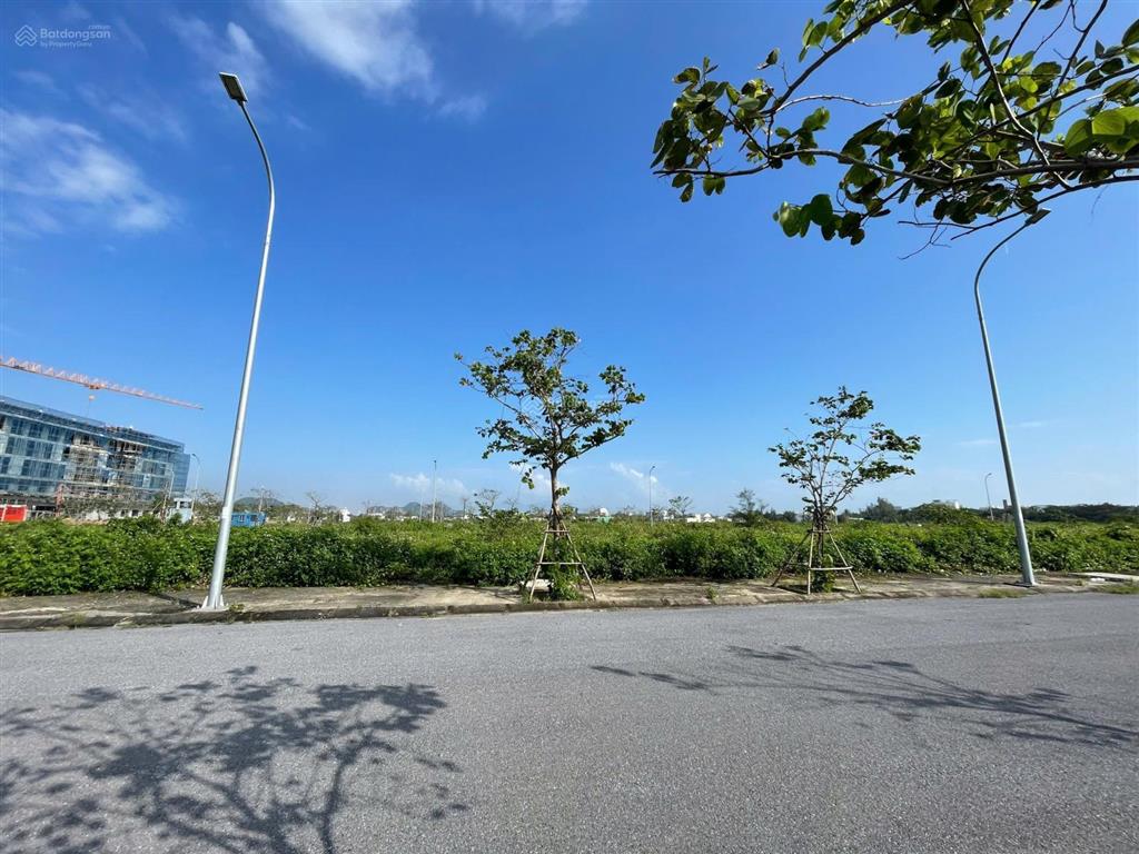 Khu 1a tiếp giáp đh fpt tỷ  138m2, giá chỉ 4,2 tỷ 1 lô duy nhất