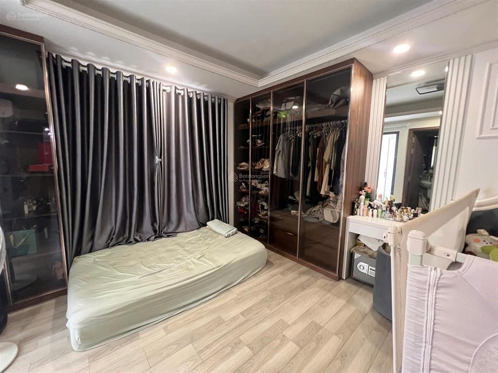 Kẹt tiền cần bán căn hộ homyland riverside 2pn 2wc 81m2, full nt, giá chỉ 4,x tỷ