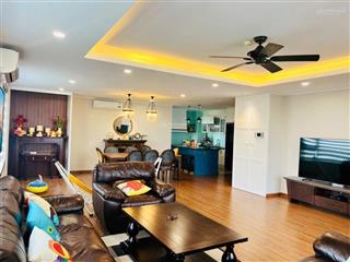 Chị gái em bán căn góc 168m² 3pn tòa udic westlake, có slot ôtô đỗ hầm, sổ đỏ sẵn sang tên