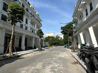Bán gấp shophouse mặt đường 13.5  hướng nam duy nhất tại louis city h. mai  giá chỉ 31 tỷ bao phí