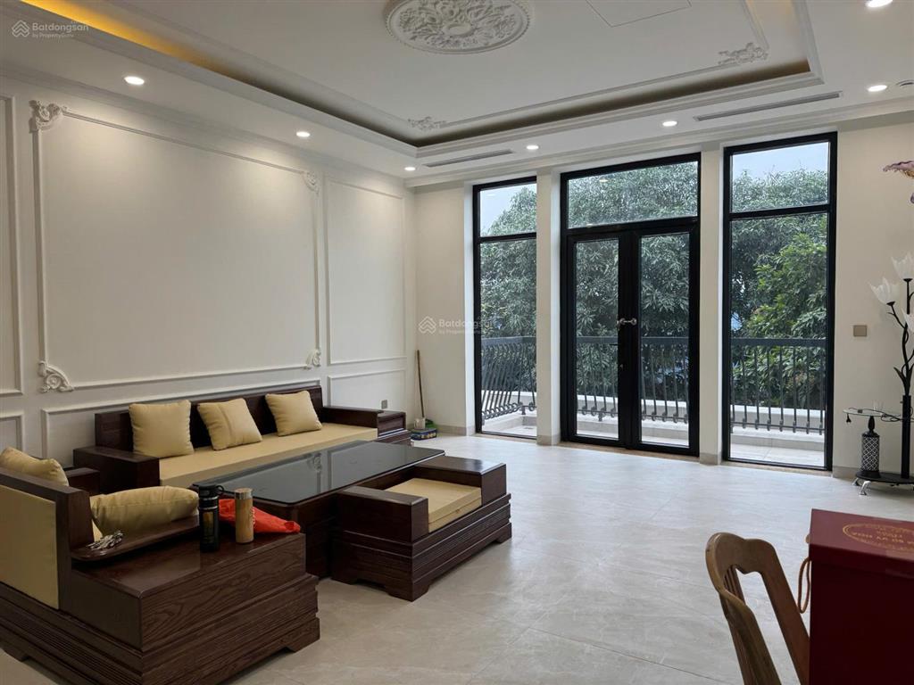 Nhỉnh 30 tỷ cho căn shophouse liền kề đường 17.5m đã hoàn thiện có thang máy  louis city hoàng mai