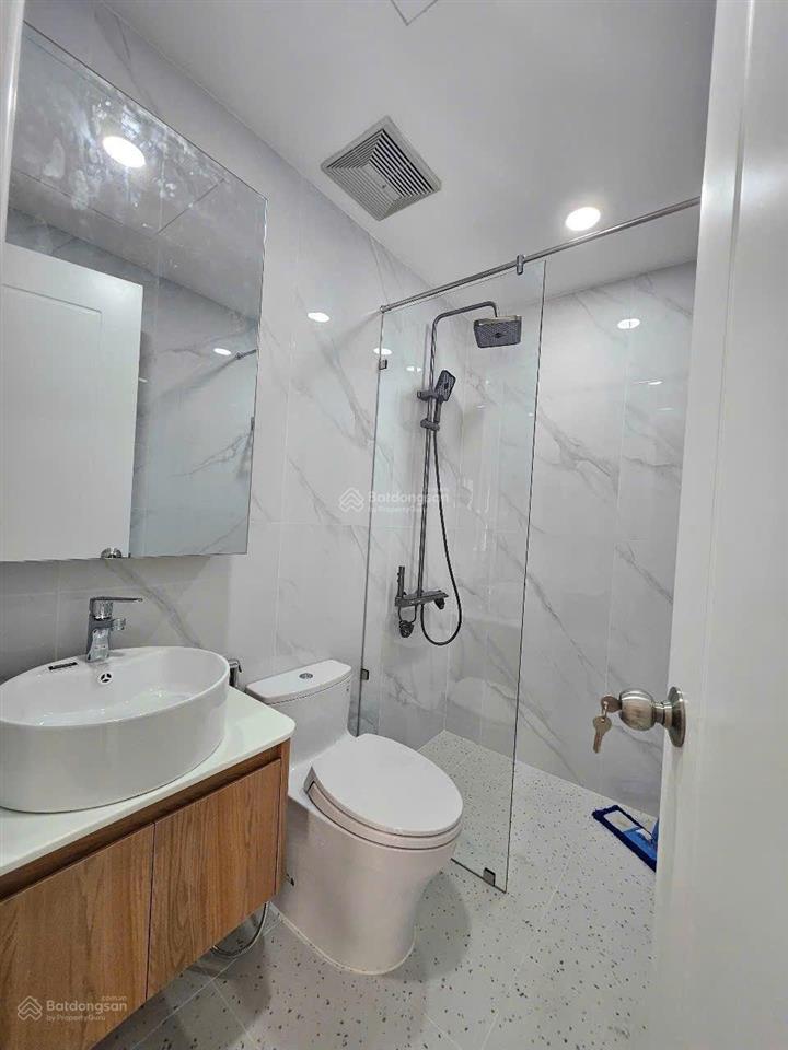 Cho thuê cc 2pn, 15 triệu, 72m2 tại cosmo city, tân phú, q7, hcm