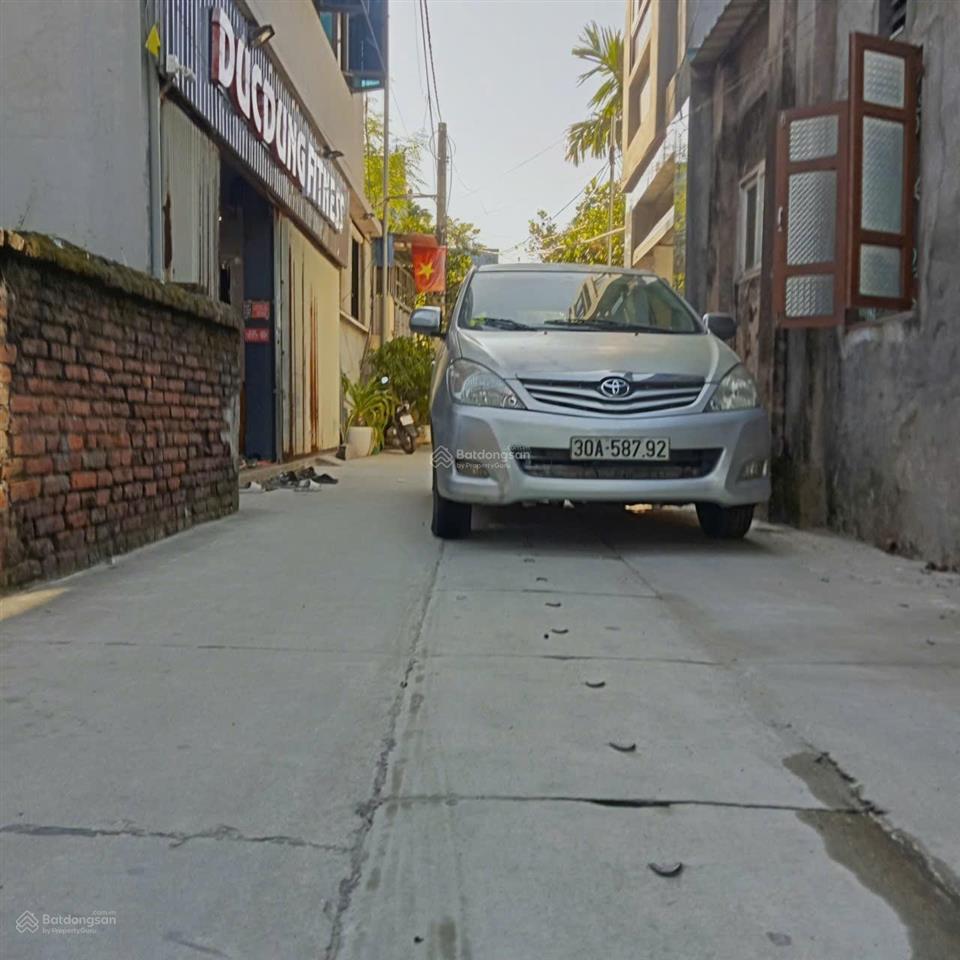 Chỉ 4.35 tỷ, nhà 3 tầng 3pn, đường thông ô tô tải, gần kcn bắc thăng long