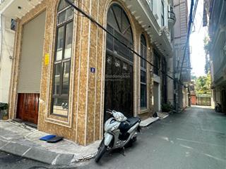 Bán nhà riêng tại kim giang, giá siêu hời 10 tỷ, 35m2, mt 3,5m ngõ rộng ô tô tránh nhau