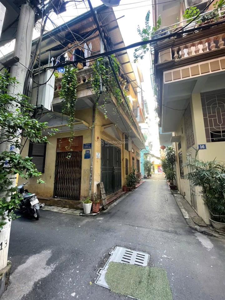 Bán nhà phân lô cán bộ ngô quyền lô góc ô tô đỗ cửa. sổ vuông a4