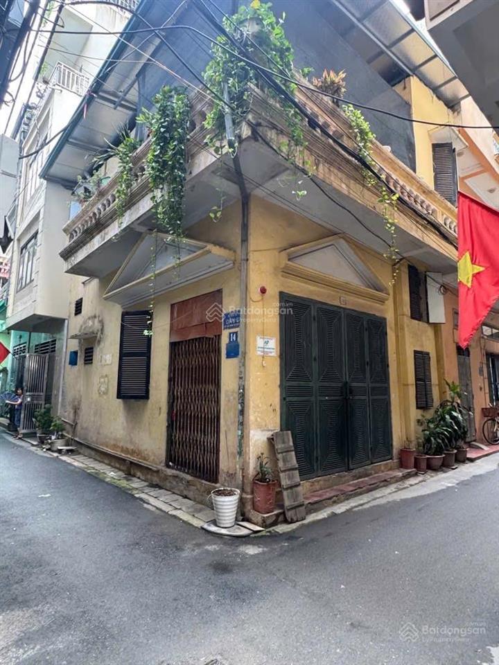 Bán nhà phân lô cán bộ ngô quyền lô góc ô tô đỗ cửa. sổ vuông a4