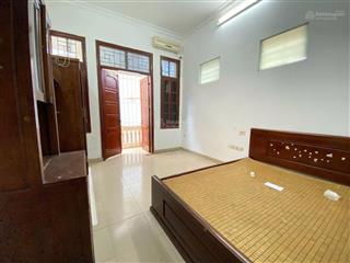 Bán gấp nhà dân xây ngọc khánh . nhà kcbt chắc chắn 55m*5t giá đầu tư 10.8 tỷ có thương lượng