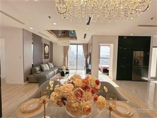 Siêu phẩm góc 4pn 143m2 toà p07,08 tầng trung, view quảng trường, nhà đẹp, chủ nhà thiện chí bán