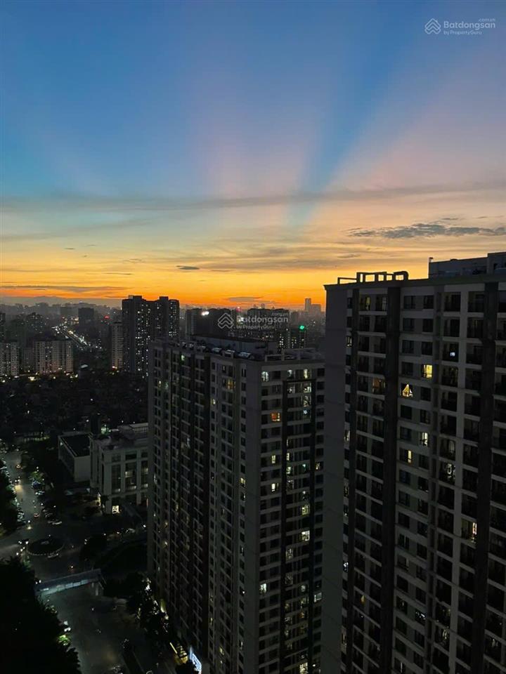 Chính chủ gửi bán 3pn góc park hill sửa 2pn, diện tích 125m  view chất  nội thất luxury