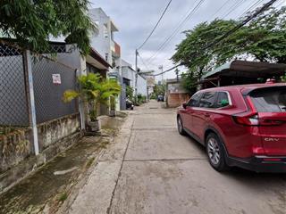 Nhỉnh 6 tỷlô đất vuông vức dt 4.2x28m hxh 8m thẳng 1 trục làng tăng phú, tnp a, quận 9