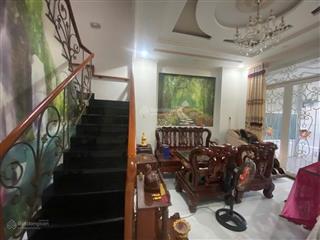 Nhà 2mt đường 102 lã xuân oai, tnp a, quận 9  dt 5.2x21m, 3 tầng, 4pn  cao cấp ở ngay  7,7tỷ