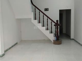 Chỉ 4,8 tỷnhà đẹp ở ngay 2 tầng 4x11.5m ngay lã xuân oai giáp lê văn việt, quận 9