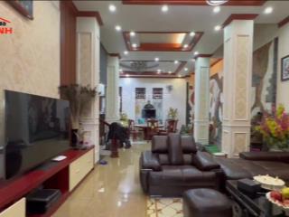 Bán nhà 3 tầng mái thái, full nội thất, p. hạ long, quảng ninh