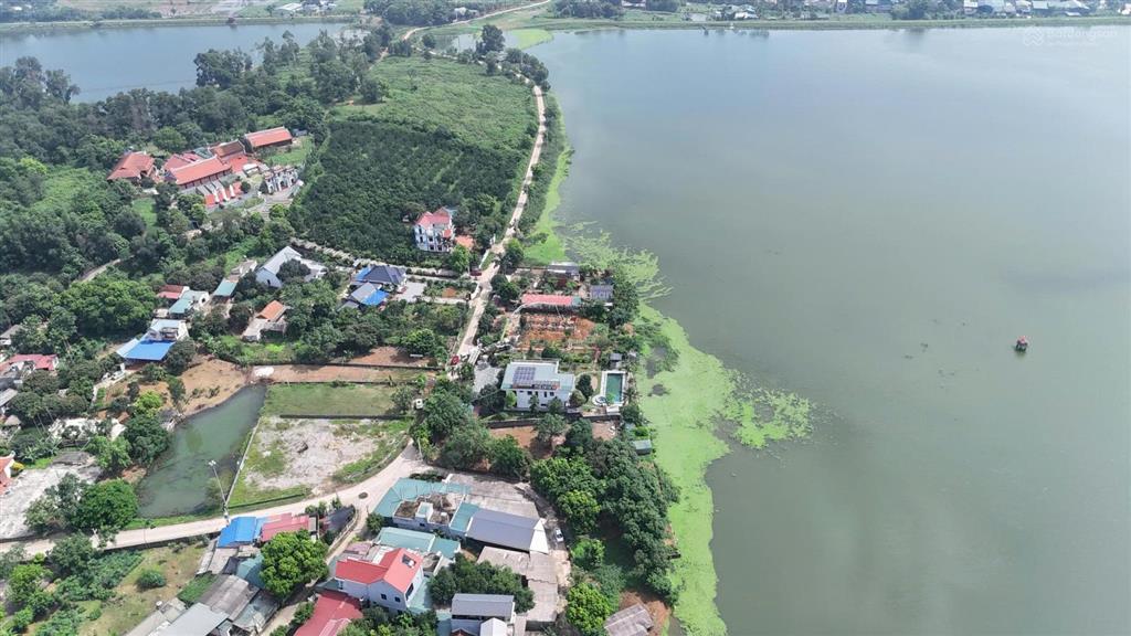 Siêu phẩm bám hồ 1023m2 220m2 thổ cư hiếm có khó tìm tại hồ văn sơn view triệu usd