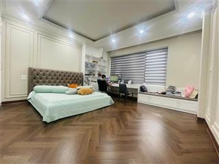 Bán lô góc ngô thì nhậm 50m2, mt 6m nhà đẹp ô tô 10 tỷ hơn