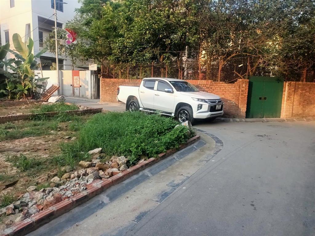 Bán 80.2m2 đất xóm gà cổ loa, đông anh đường thông ô tô 6x nhỏ