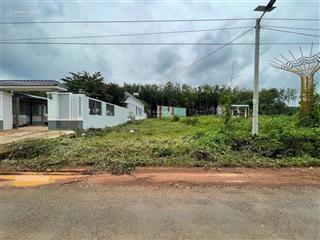 Ngộp  bán nhanh lô đất mặt tiền đường liên xã 32m ngay trường tiểu học đồng tiến giá 400tr