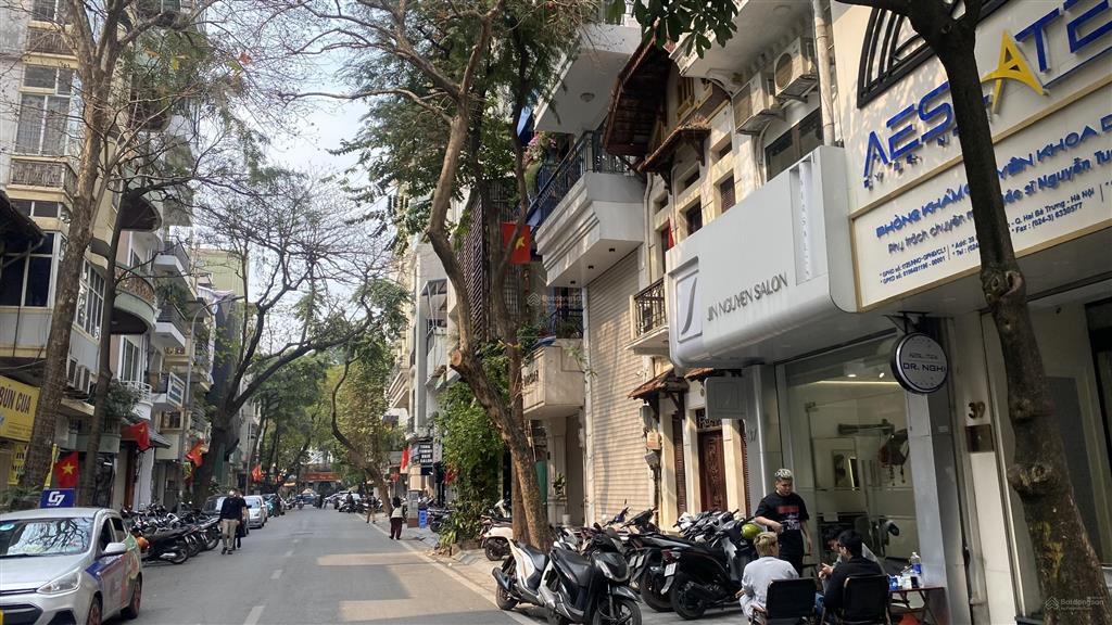 Bán nhà 6 tầng thang máy mặt phố khu vực thi sách trần xuân soạn. 77m2 chào 58 tỷ