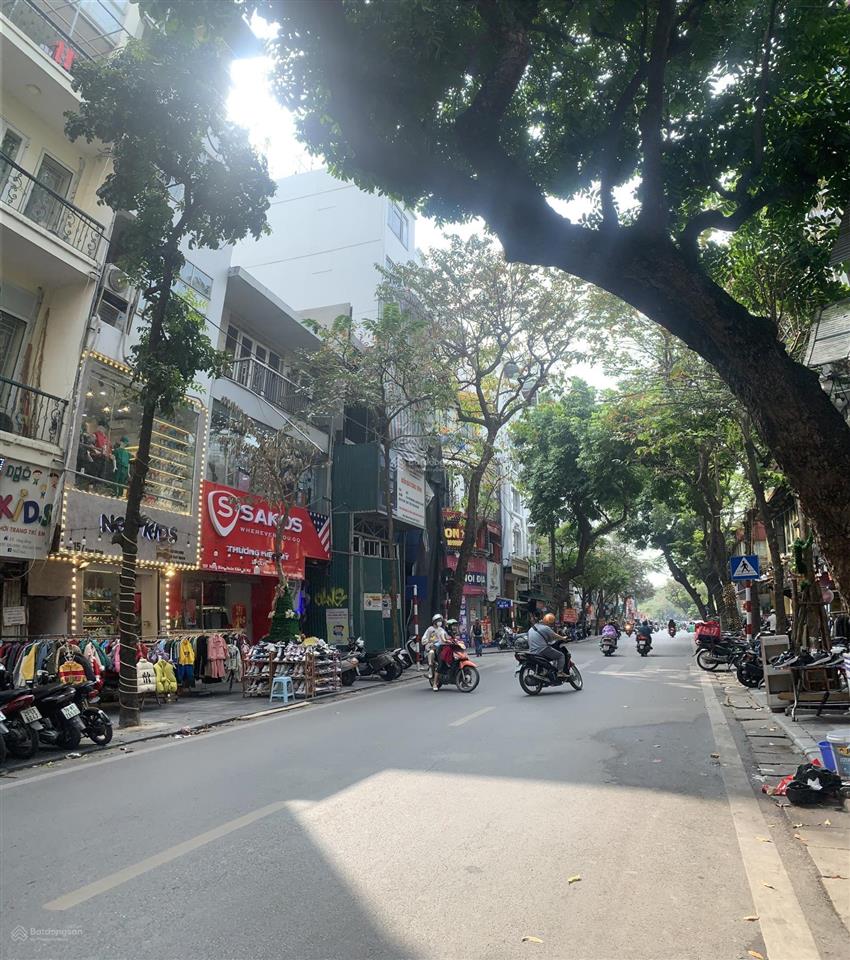 Chủ gửi bán 100m2 mặt phố hoàn kiếm. ô tô 2 chiều, khu vực quanh tràng thi