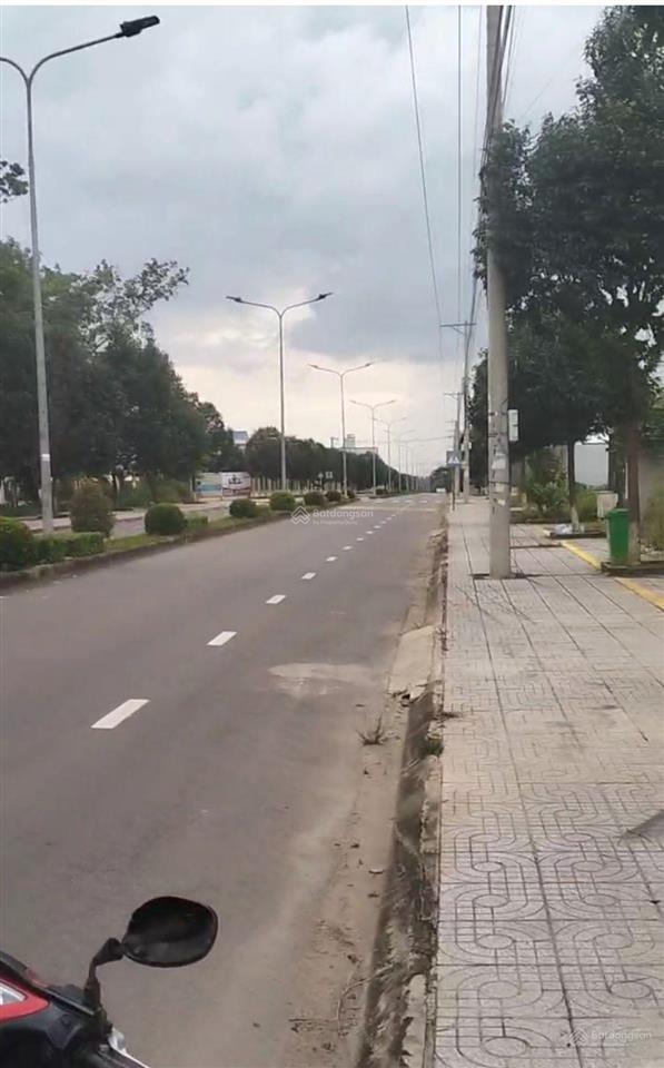 Mặt tiền đường ngô quyền trảng bom đồng nai 119m2 full thổ cư ko quy hoạch ko lộ giới chỉ 3.6 tỷ