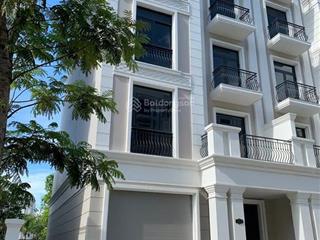 Nhà liền kề 84m2 sẵn sổ giá rẻ nhất thị trường vinhomes quận 9