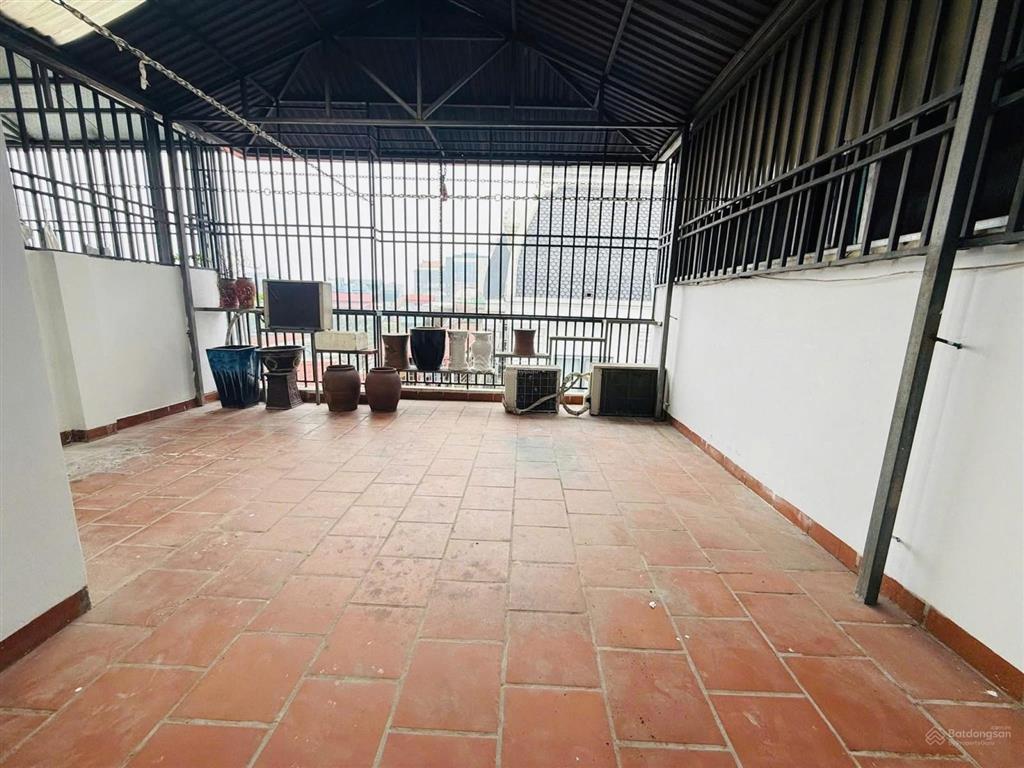 Phân lô hồ đắc di  trung tâm đống đa  ô tô đỗ cổng  vài bước ra hồ  40m*6t  12.6tỷ