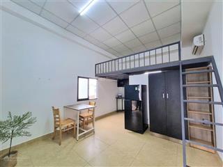 Căn hộ có gác ở 23 người thoải mái gần chợ hạnh thông tây, tiện đi phan văn trị  thang máy