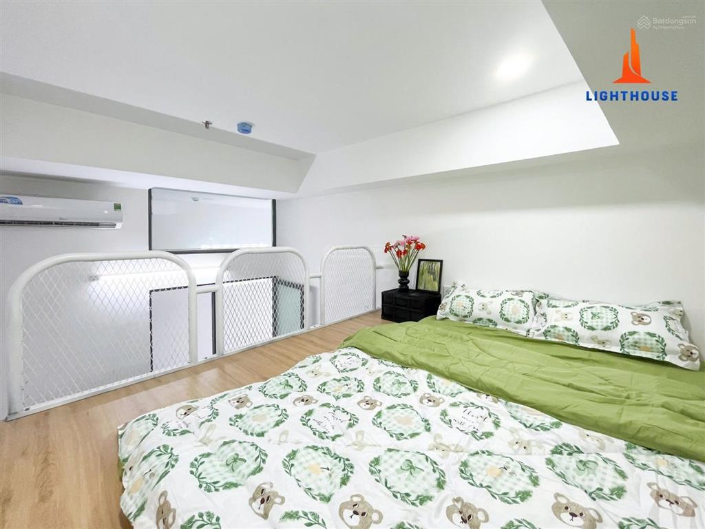 Căn hộ có gác cao đứng được ngay nguyễn kiệm đối diện bệnh viện 175  thang máy