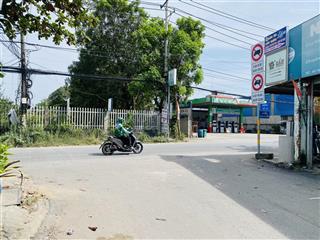 Đất trống 50m đối diện vinhomes đường 8m vỉa hè chỉ 3.45 tỷ tl!